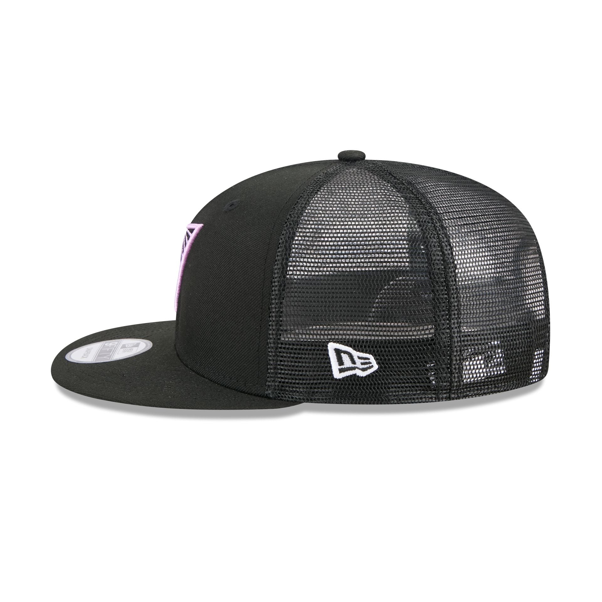 New Era Black 9FIFTY Trucker
