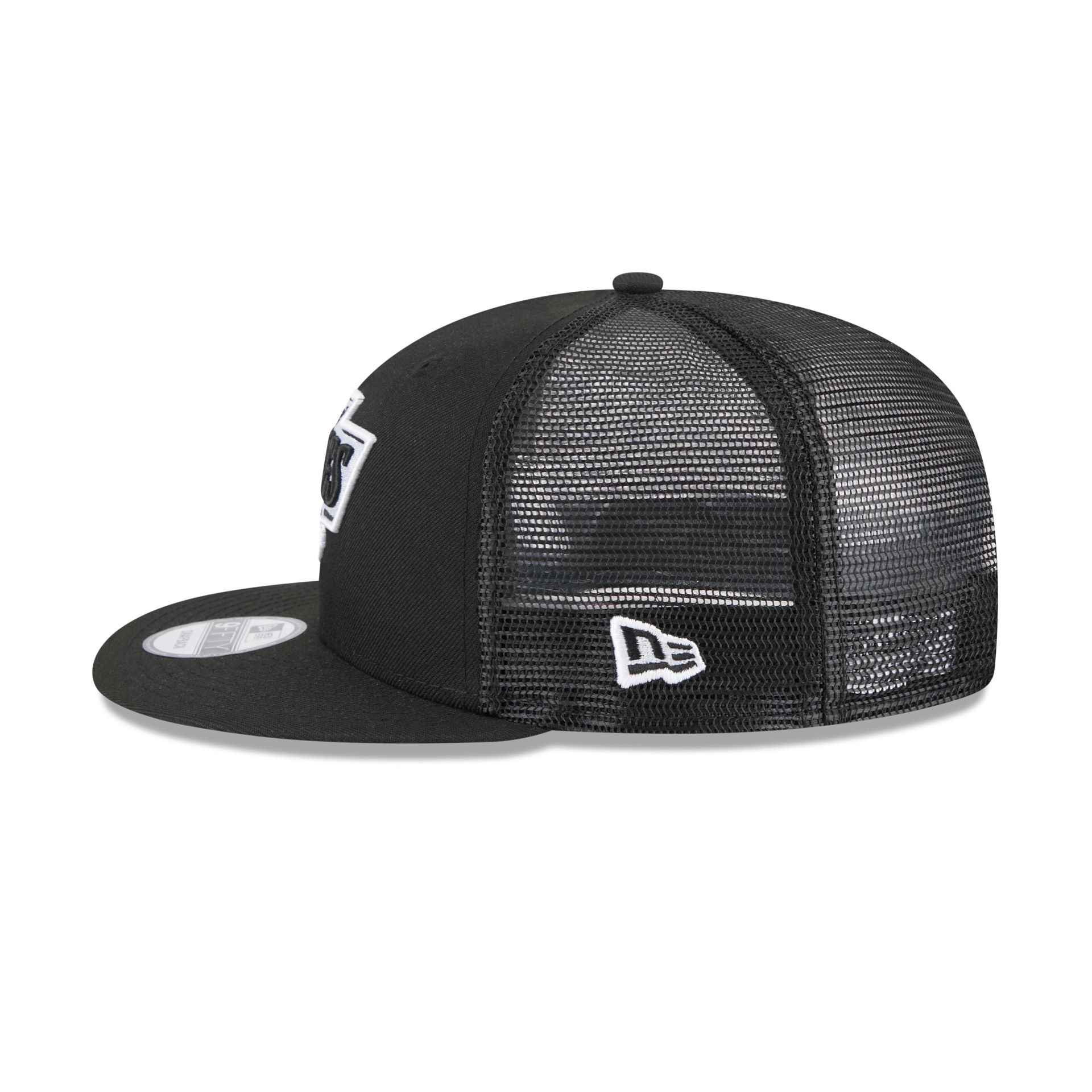 New Era Black 9FIFTY Trucker