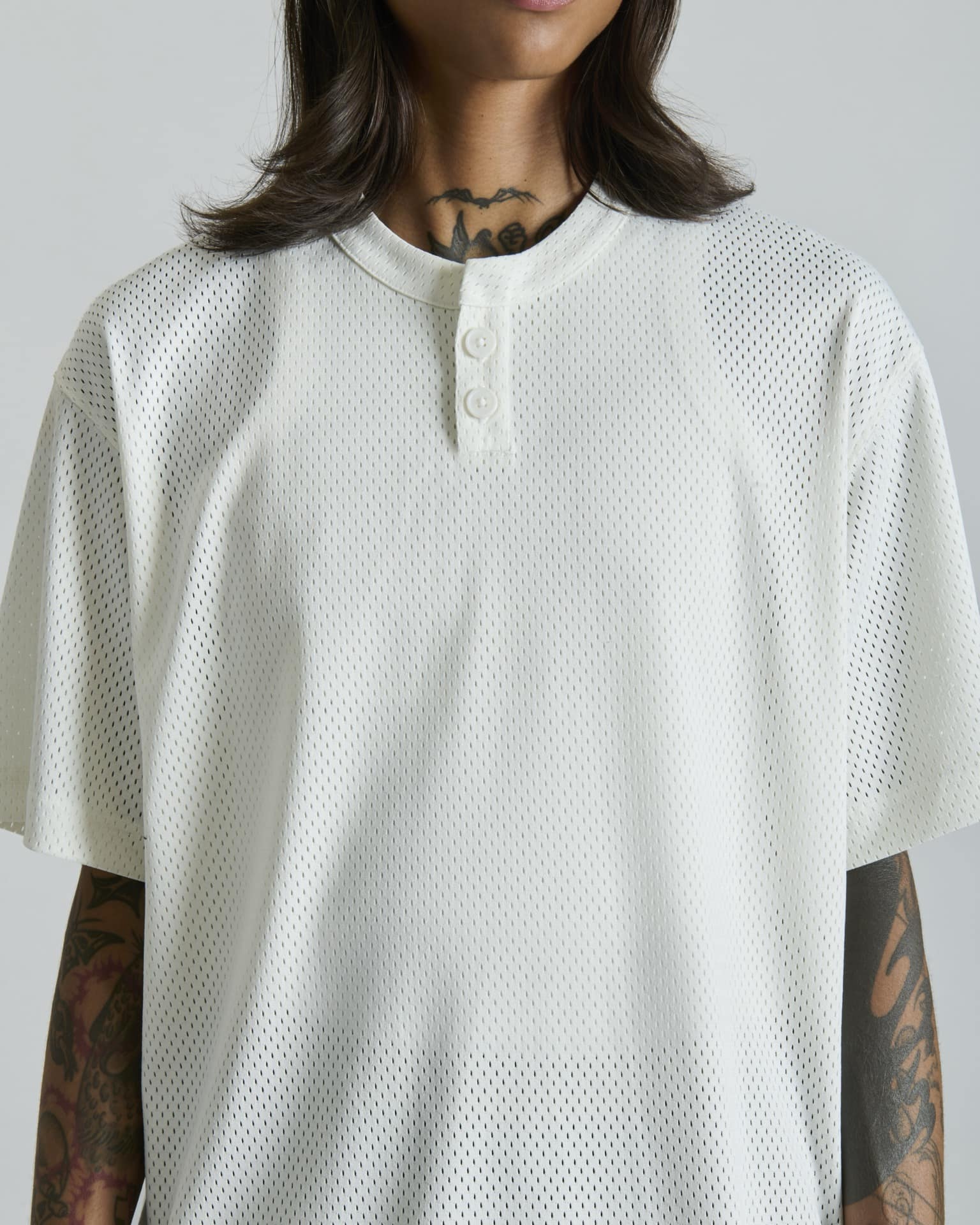 New Era Galvin 2-Button Henley Jersey