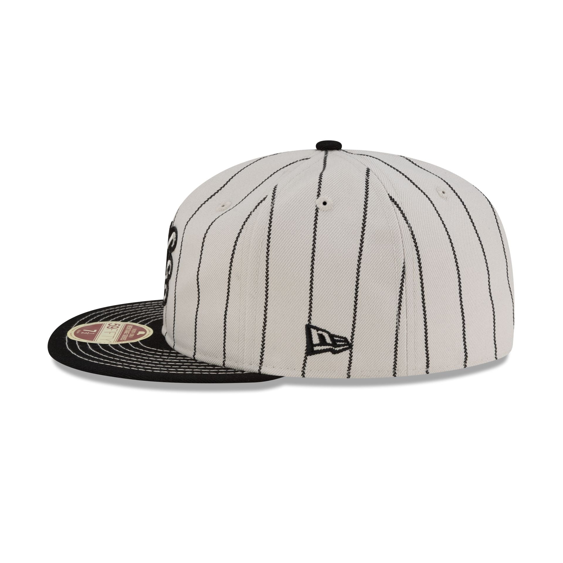 New Era Heritage Classic Black 59FIFTY Fitted