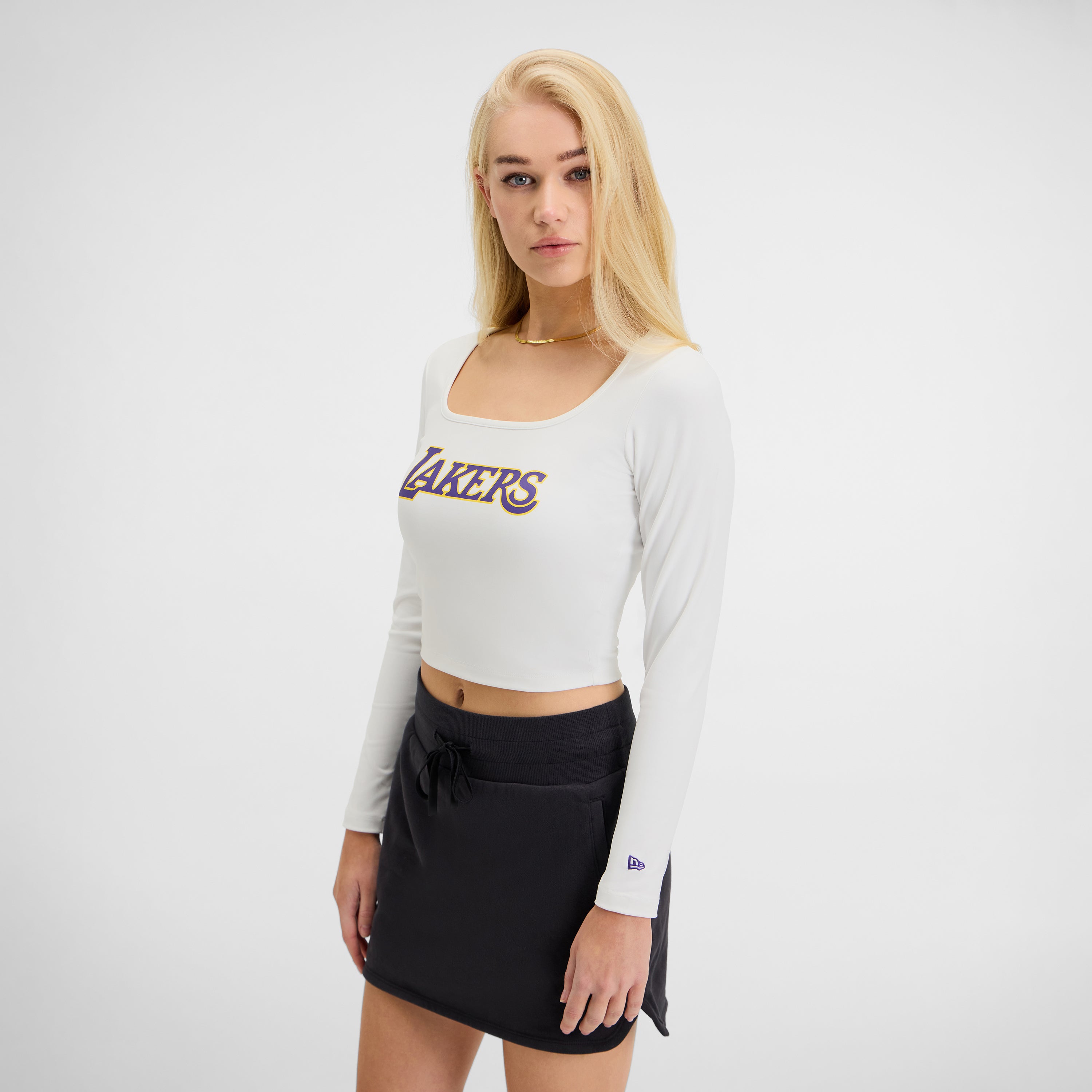 new era Leisure Women's Long Sleeve T-Shirt