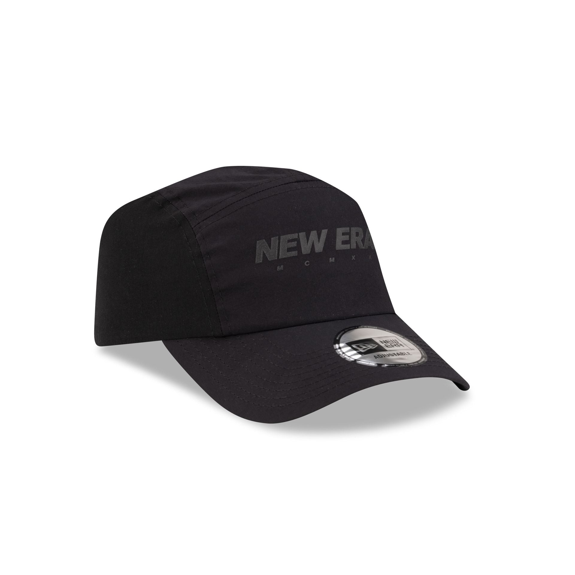 New Era Tech Black Runner Strapback